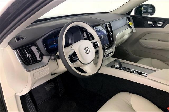 new 2025 Volvo XC60 Plug-In Hybrid car