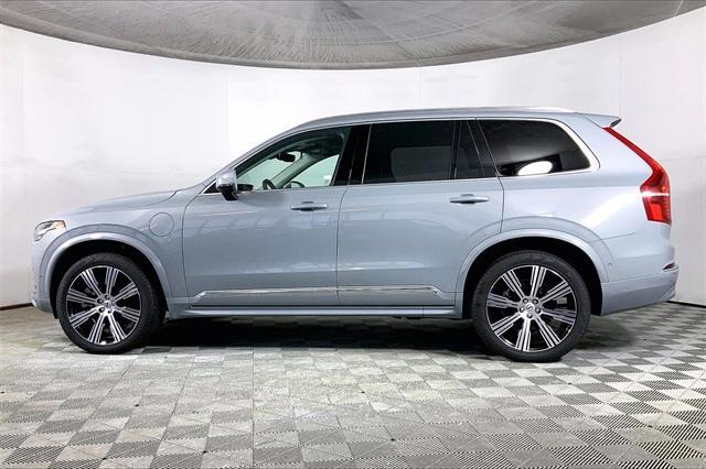 new 2025 Volvo XC90 Plug-In Hybrid car