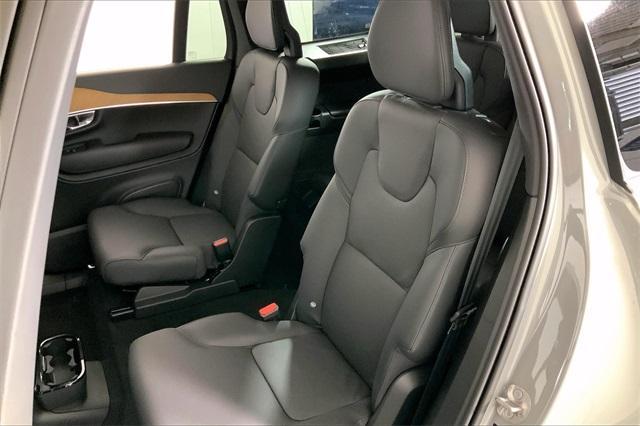 new 2025 Volvo XC90 Plug-In Hybrid car