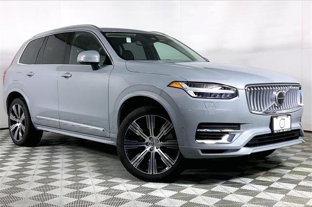 new 2025 Volvo XC90 Plug-In Hybrid car