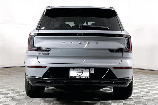 new 2025 Volvo EX90 car