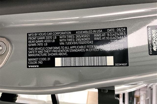 new 2025 Volvo EX90 car