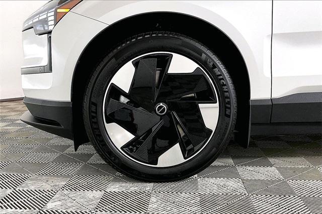 new 2025 Volvo EX30 car