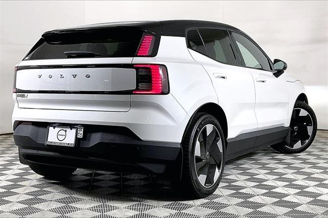 new 2025 Volvo EX30 car