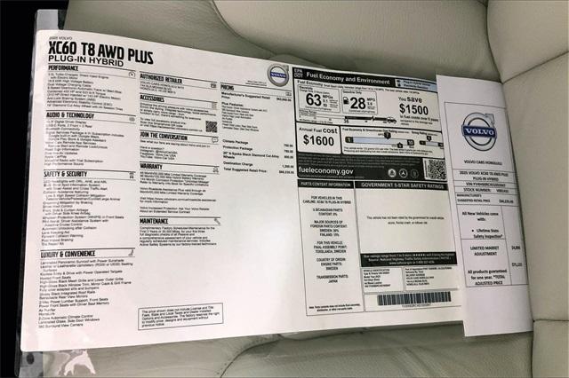 new 2025 Volvo XC60 Plug-In Hybrid car