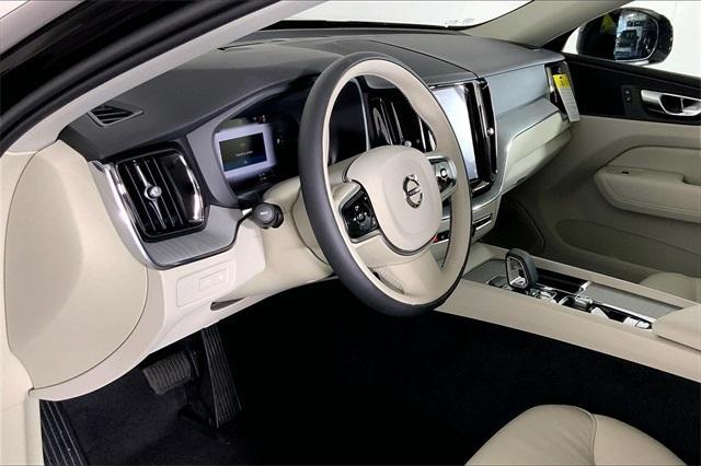 new 2025 Volvo XC60 Plug-In Hybrid car