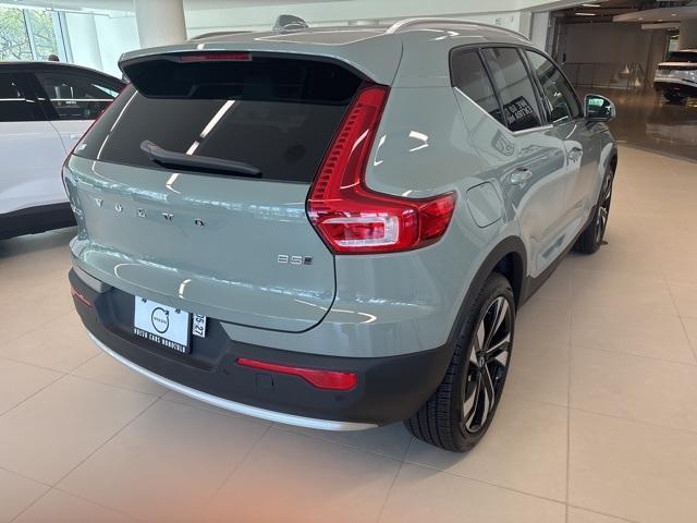 new 2025 Volvo XC40 car, priced at $49,590