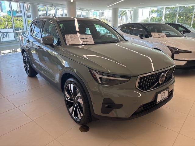 new 2025 Volvo XC40 car, priced at $49,590