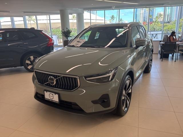 new 2025 Volvo XC40 car, priced at $49,590