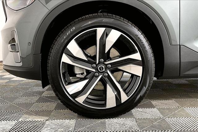 new 2026 Volvo XC40 car