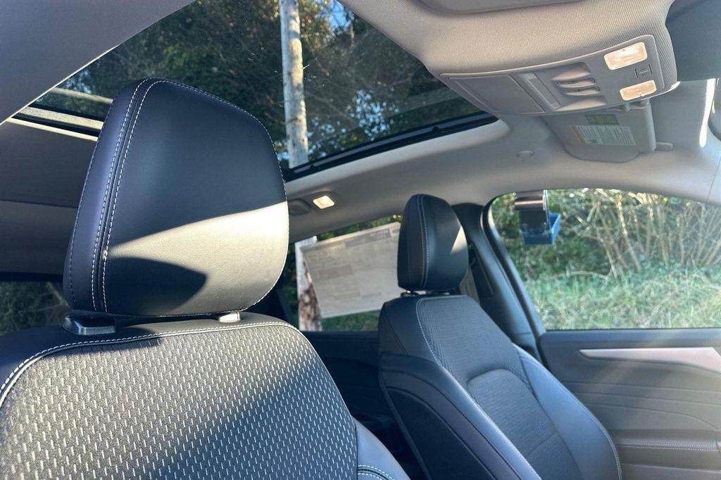 new 2025 Ford Escape PHEV car, priced at $35,995