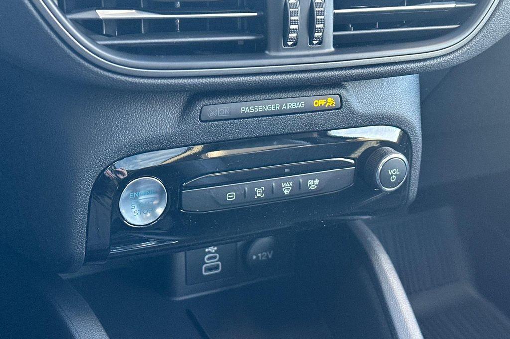 new 2025 Ford Escape PHEV car, priced at $35,995