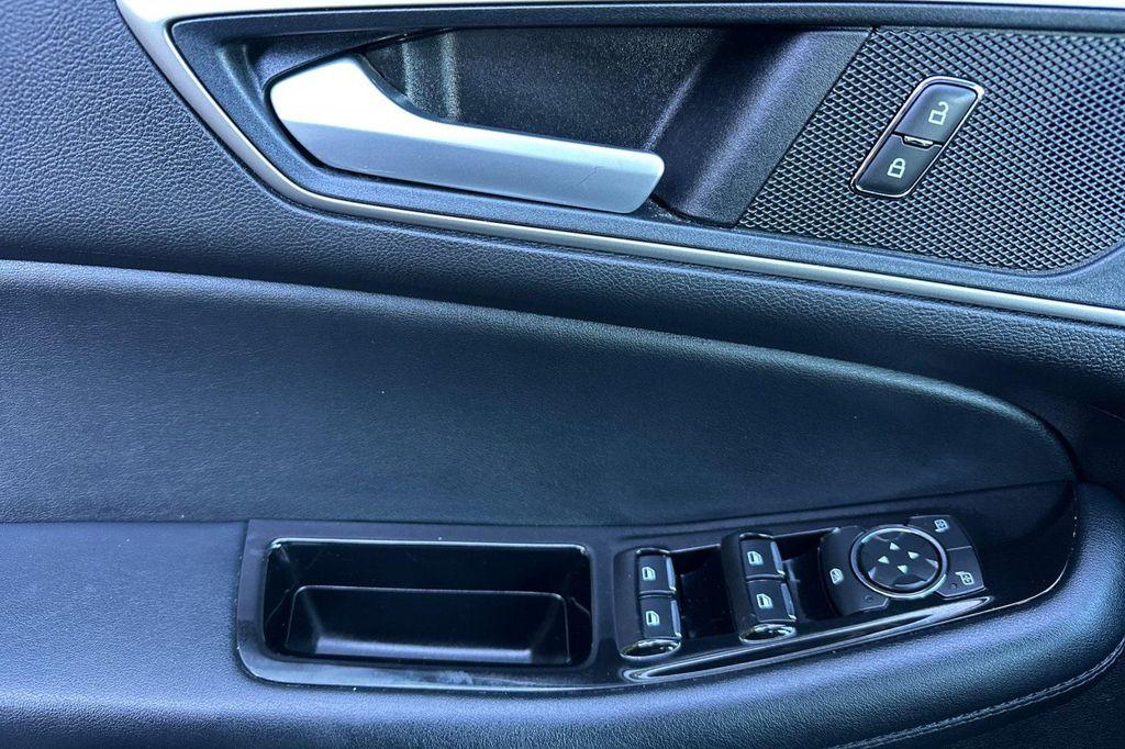 used 2020 Ford Edge car, priced at $12,880