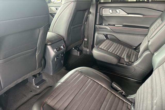 new 2025 Ford Explorer car