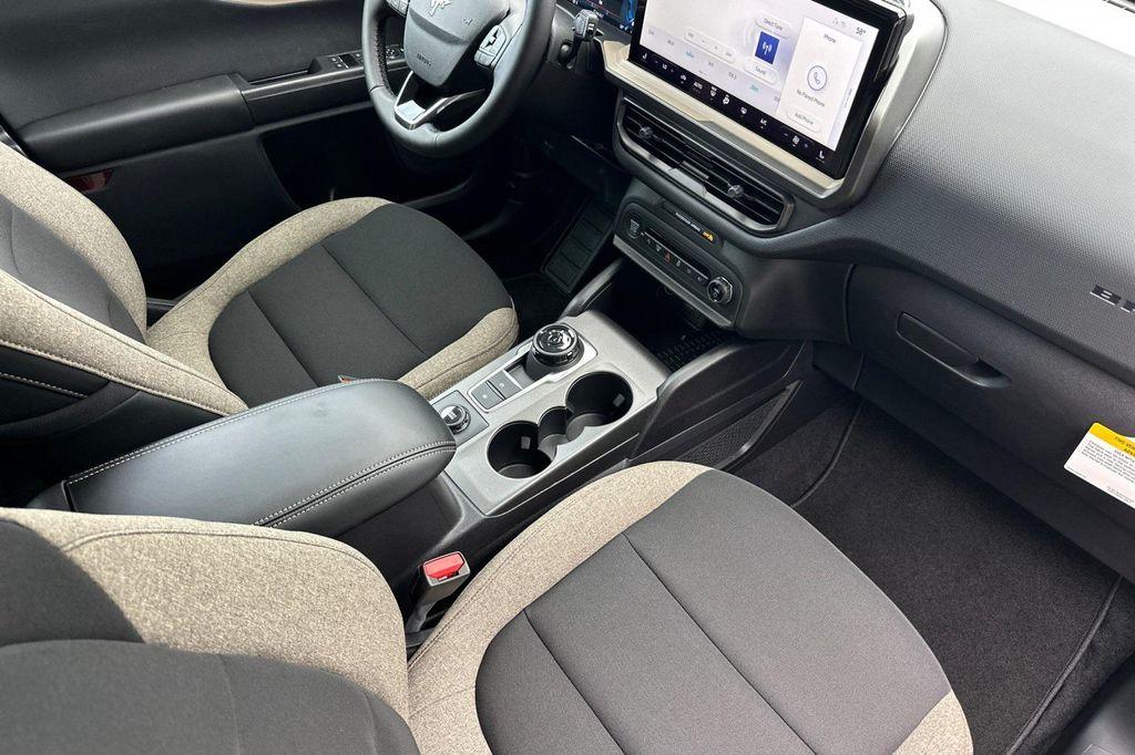 new 2025 Ford Bronco Sport car, priced at $35,035