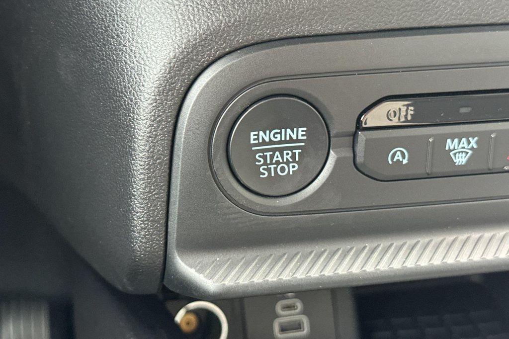 new 2025 Ford Bronco Sport car, priced at $35,035