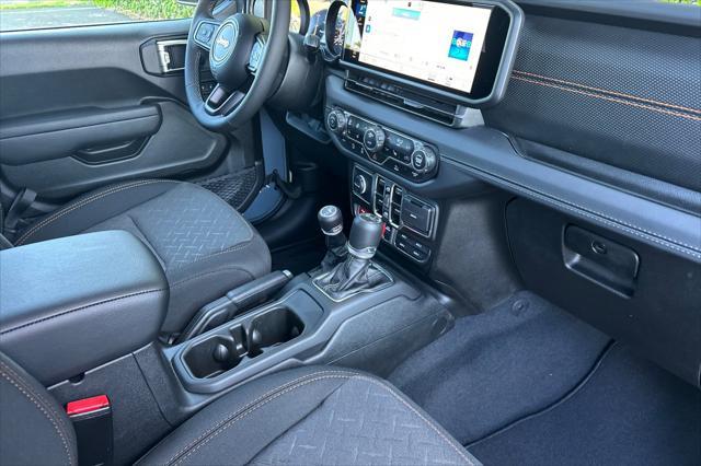 new 2025 Jeep Gladiator car, priced at $57,135