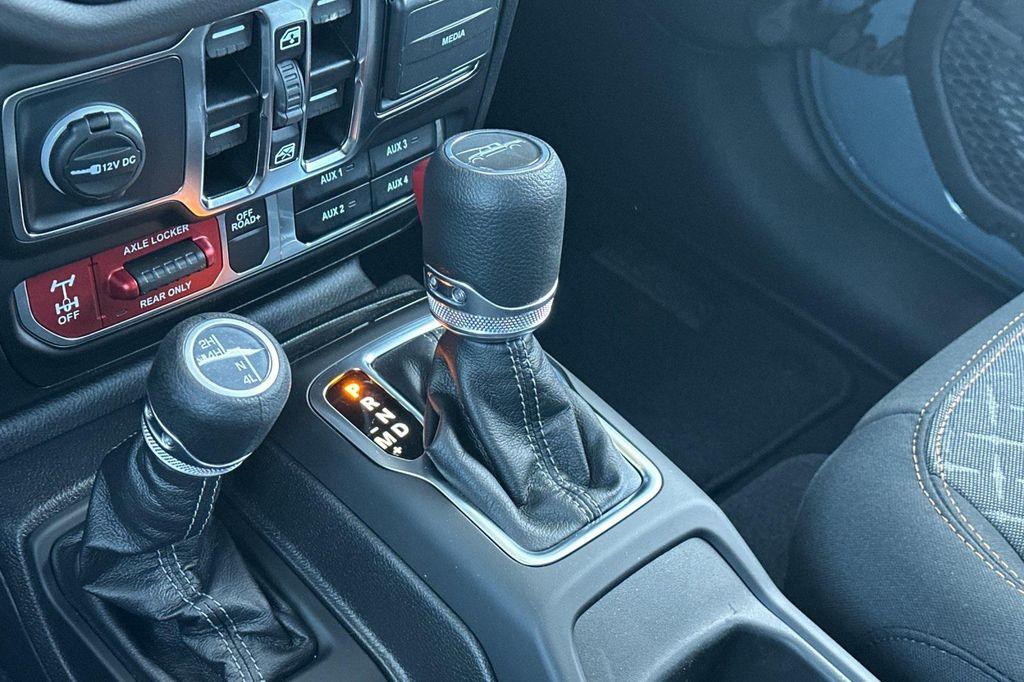 new 2025 Jeep Gladiator car, priced at $52,995