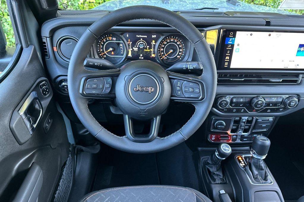 new 2025 Jeep Gladiator car, priced at $52,995