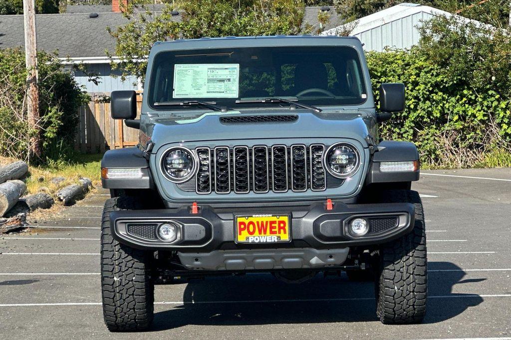 new 2025 Jeep Gladiator car, priced at $52,995
