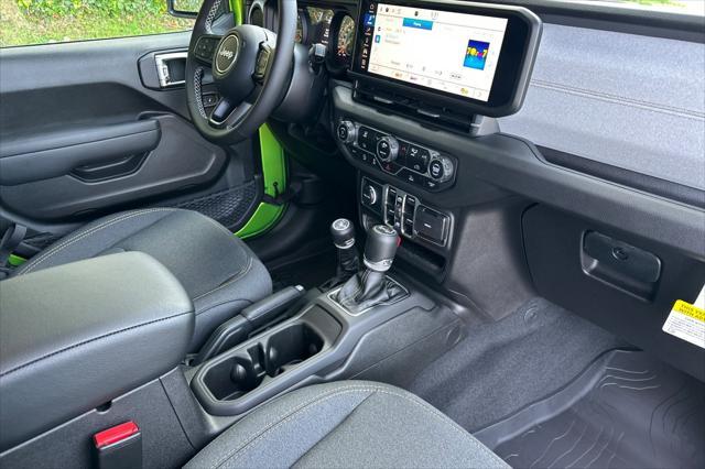 new 2025 Jeep Wrangler car, priced at $47,445