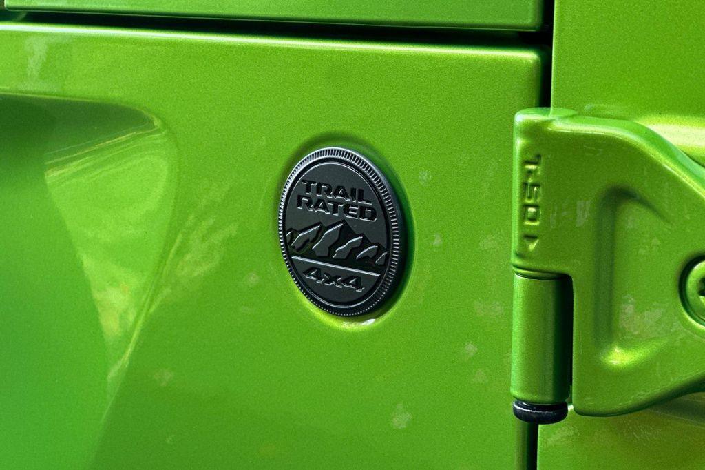 new 2025 Jeep Wrangler car, priced at $46,737