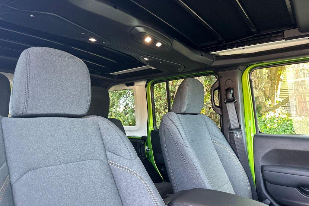 new 2025 Jeep Wrangler car, priced at $46,737