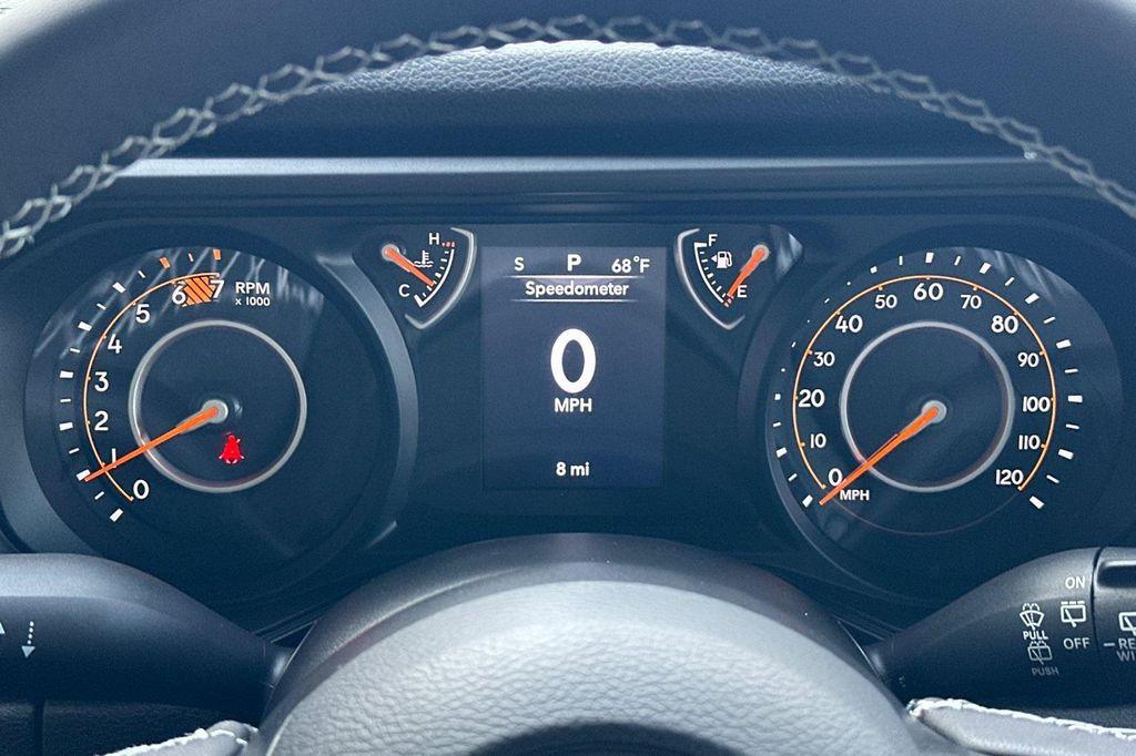 new 2025 Jeep Wrangler car, priced at $46,737