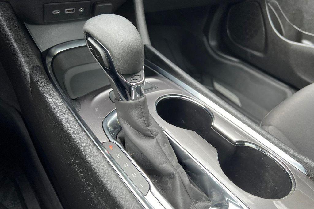 used 2022 Chevrolet Malibu car, priced at $18,995