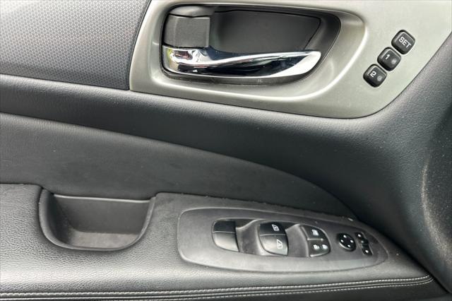 used 2020 Nissan Pathfinder car, priced at $20,995