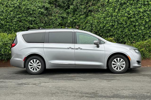 used 2017 Chrysler Pacifica car, priced at $14,880