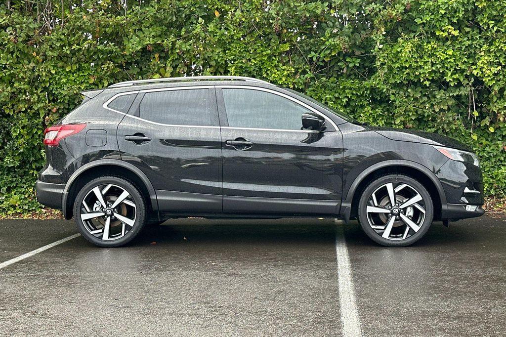 used 2022 Nissan Rogue Sport car, priced at $23,890