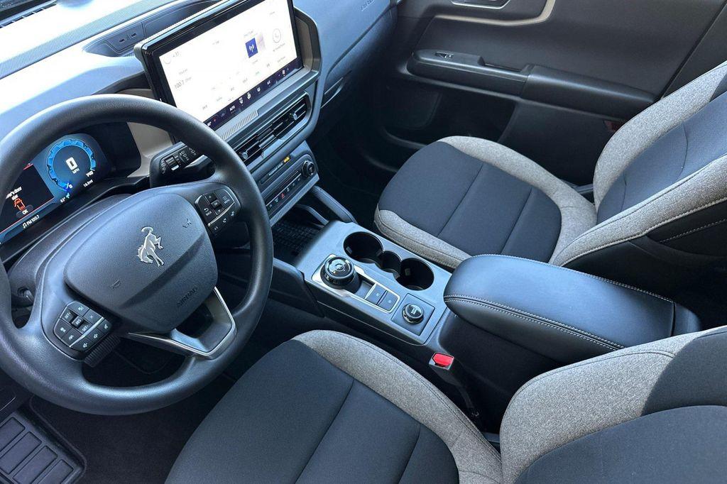 new 2025 Ford Bronco Sport car, priced at $33,995