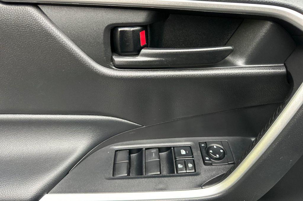 used 2022 Toyota RAV4 Hybrid car, priced at $27,600