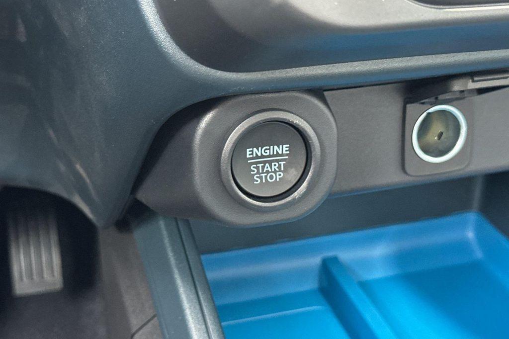 new 2025 Ford Maverick car, priced at $37,270