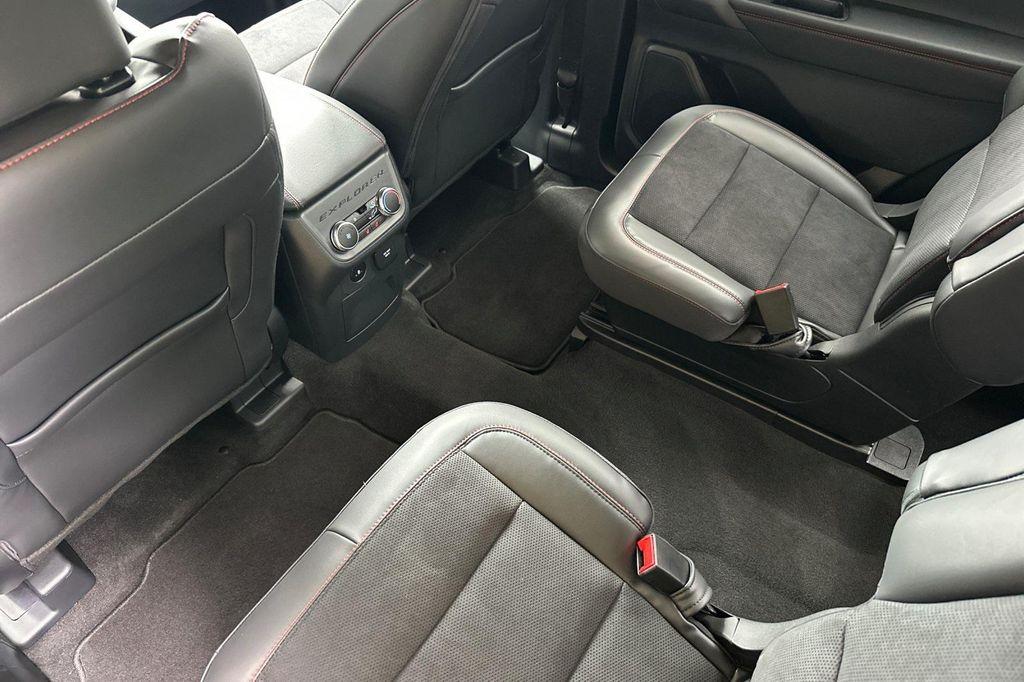 new 2025 Ford Explorer car, priced at $62,410