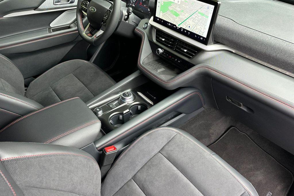 new 2025 Ford Explorer car, priced at $62,410