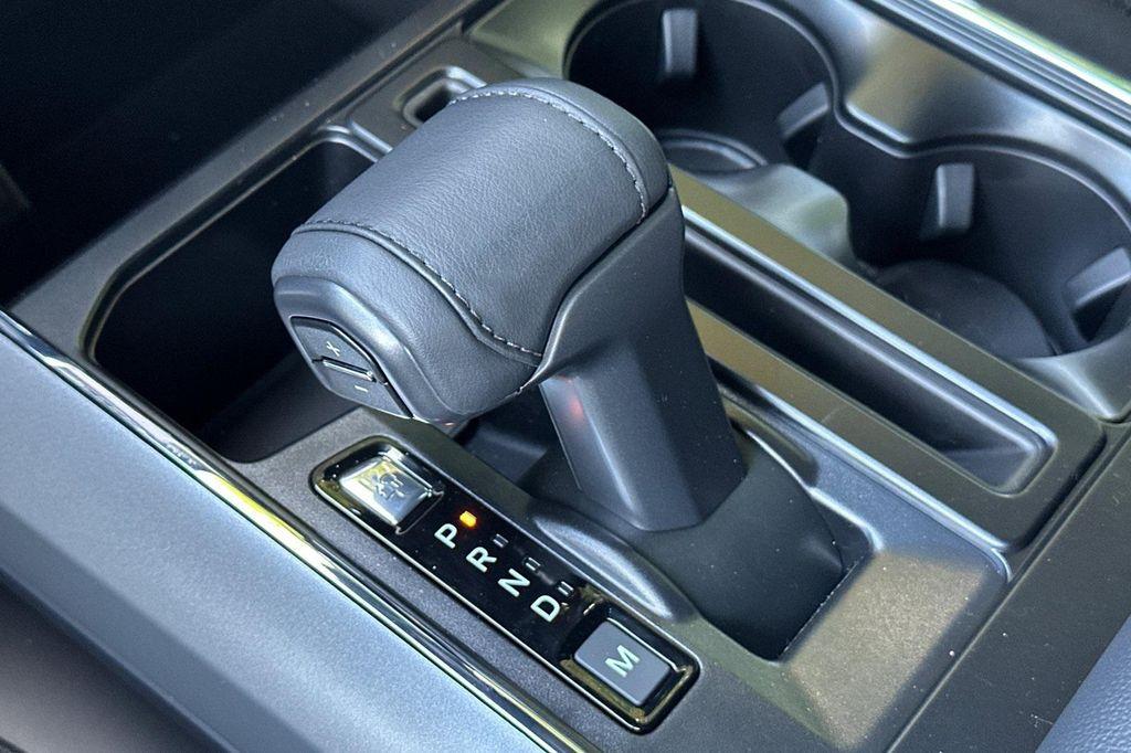 new 2025 Ford F-150 car, priced at $58,735