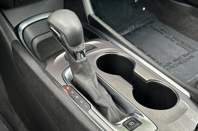 used 2022 Chevrolet Malibu car, priced at $18,995