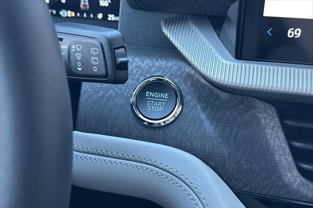 new 2025 Ford Explorer car