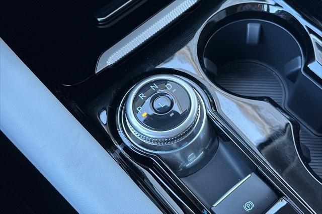 new 2025 Ford Explorer car