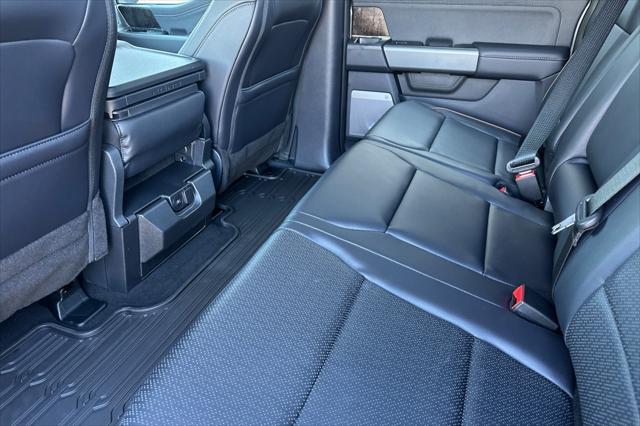 new 2025 Ford F-250 car