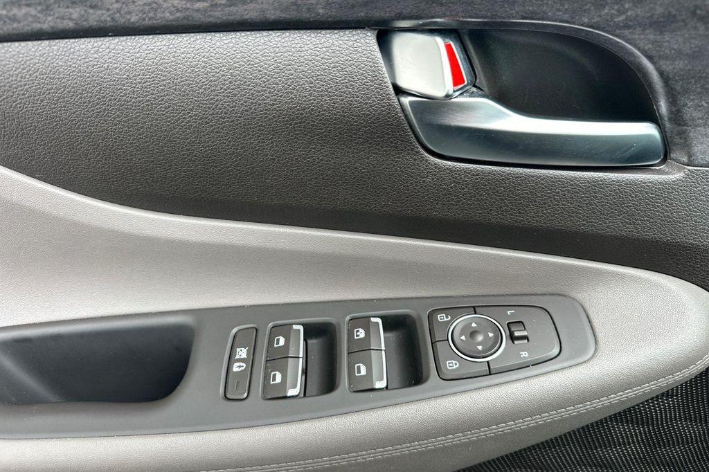 used 2019 Hyundai Santa Fe car, priced at $19,992