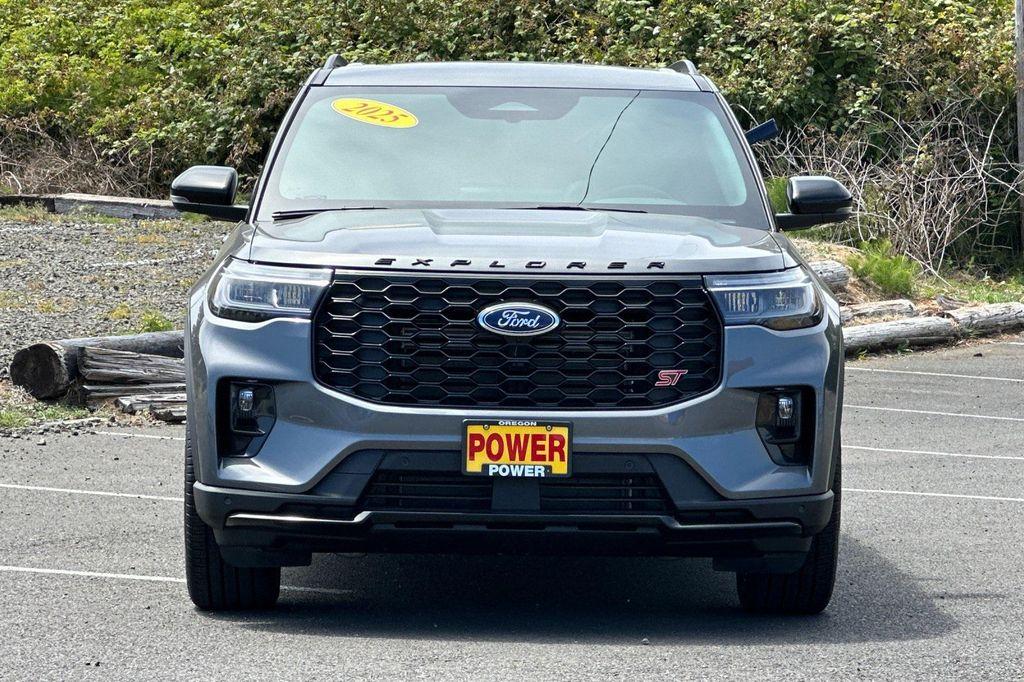 new 2025 Ford Explorer car, priced at $62,115