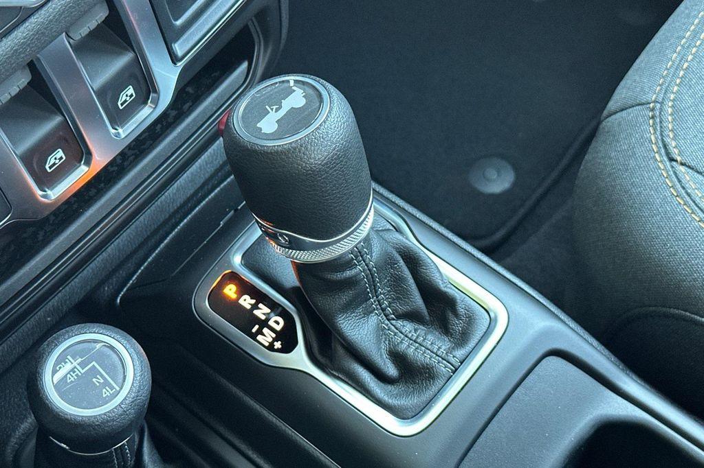 new 2025 Jeep Wrangler car, priced at $37,420