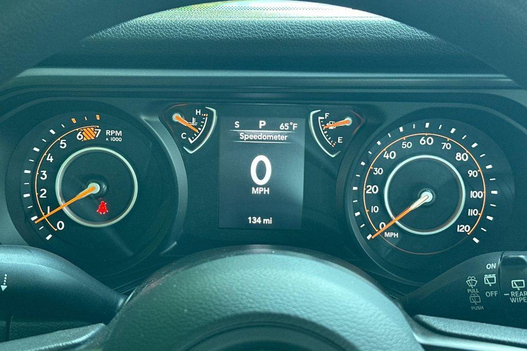 new 2025 Jeep Wrangler car, priced at $37,420