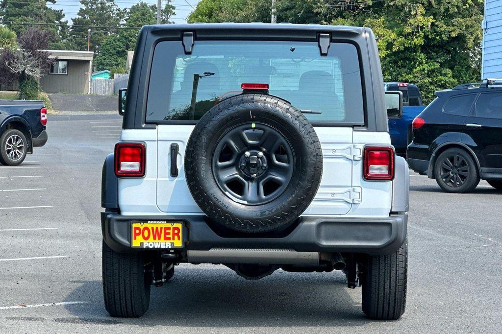 new 2025 Jeep Wrangler car, priced at $37,420
