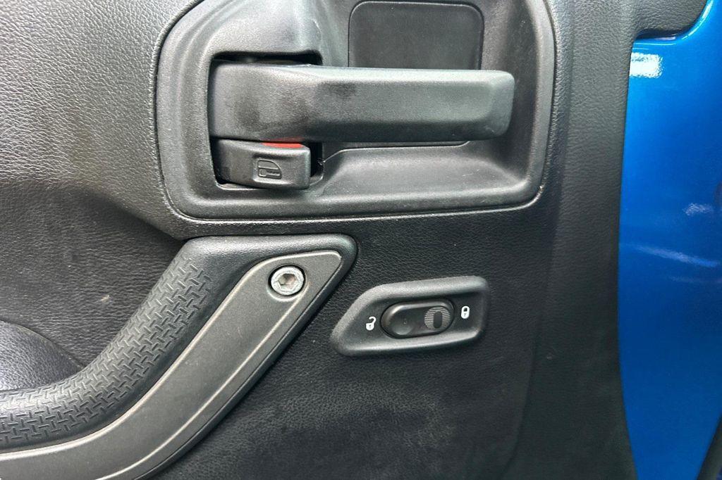 used 2016 Jeep Wrangler Unlimited car, priced at $19,995