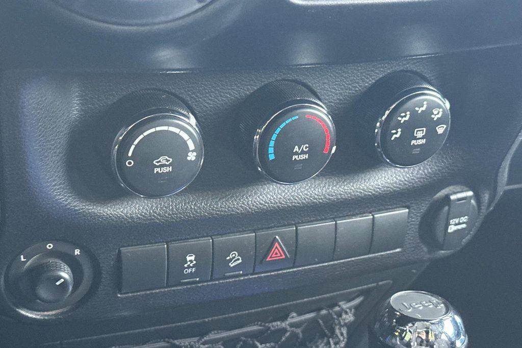 used 2016 Jeep Wrangler Unlimited car, priced at $19,995