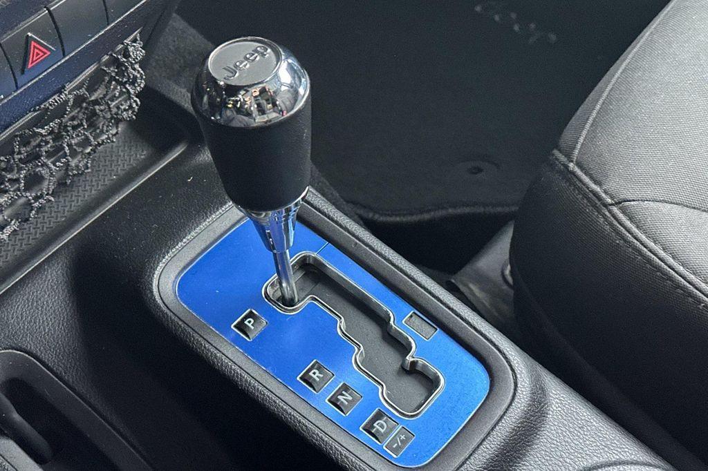 used 2016 Jeep Wrangler Unlimited car, priced at $19,995